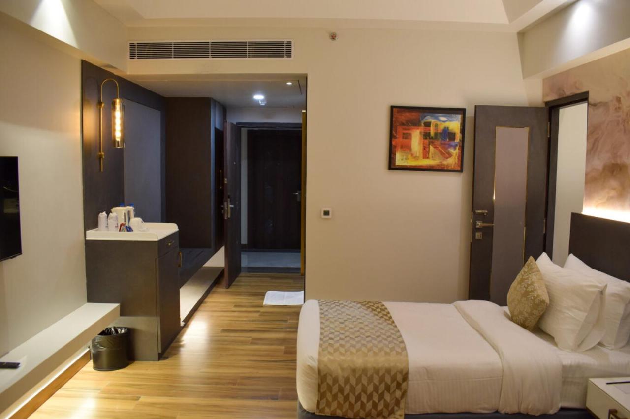 Tulip Inn Shravasti Bahraich Esterno foto