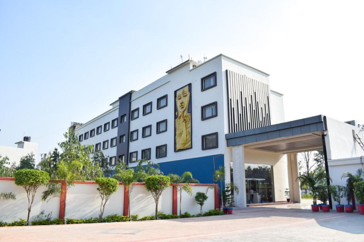 Tulip Inn Shravasti Bahraich Esterno foto
